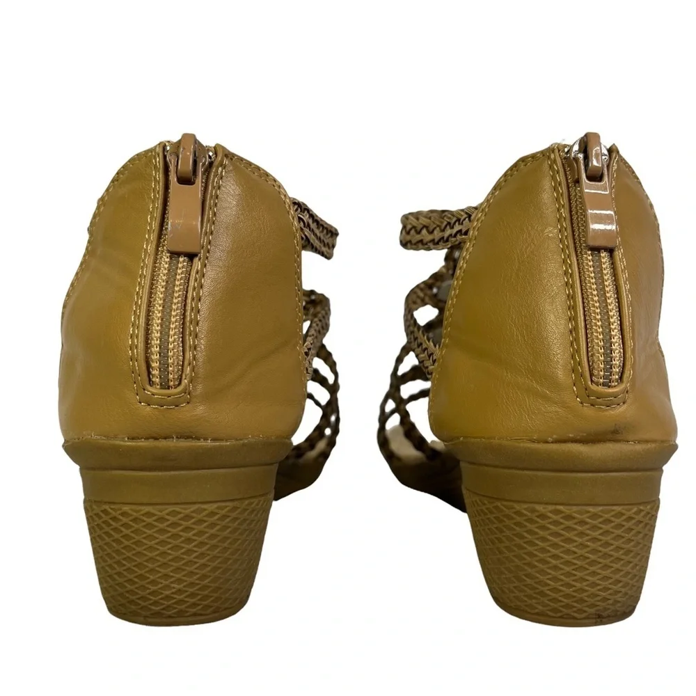 Forever Gladiator Woven Straps and Beads Wedge‎ Sandals Womens Size 6.5